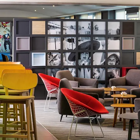 ホテル メルキュール 4*