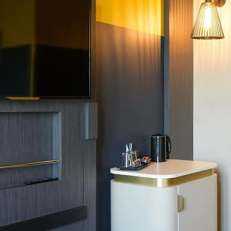 Mercure 4*